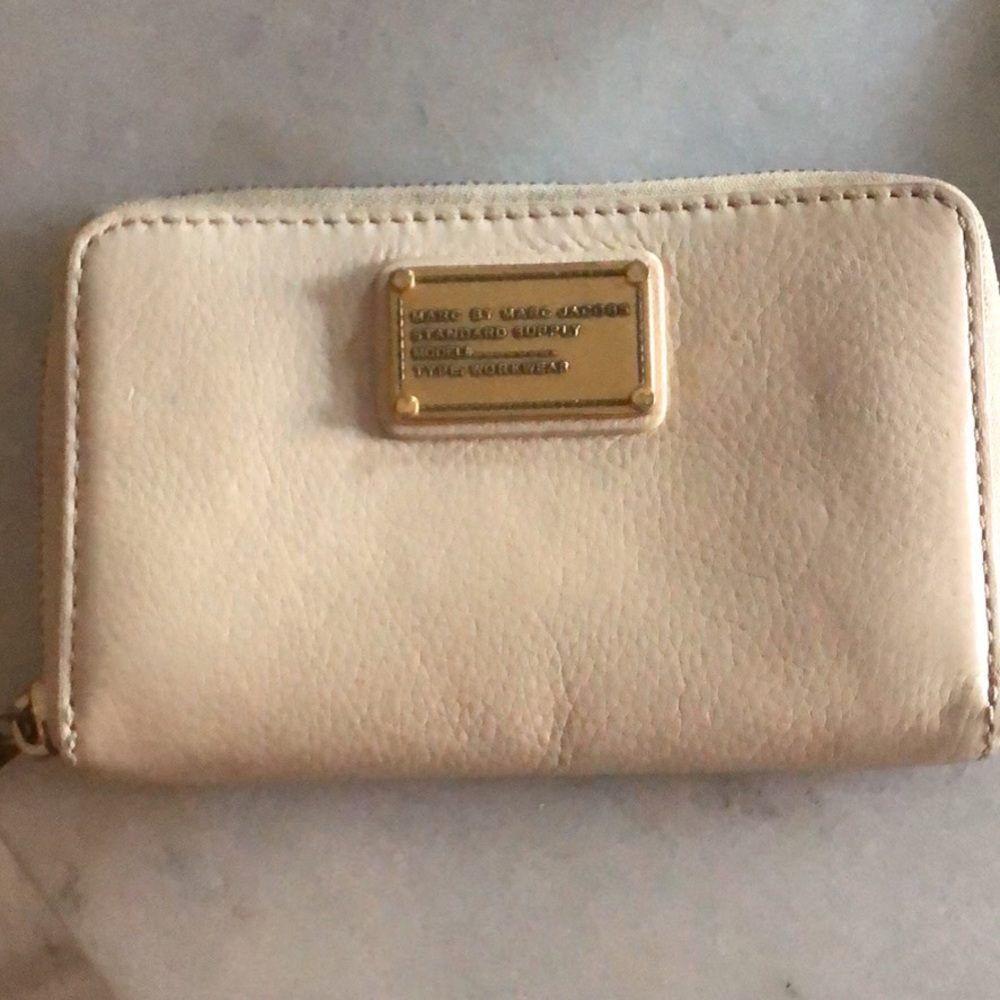Marc Jacobs wallet